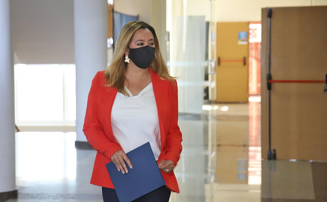 María Dolores Corujo. 