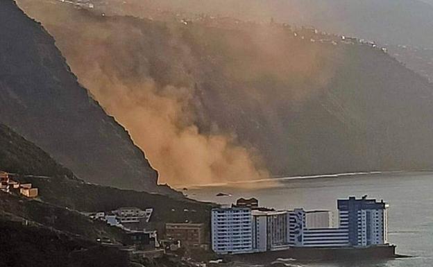 Gran desprendimiento de rocas en Tacoronte