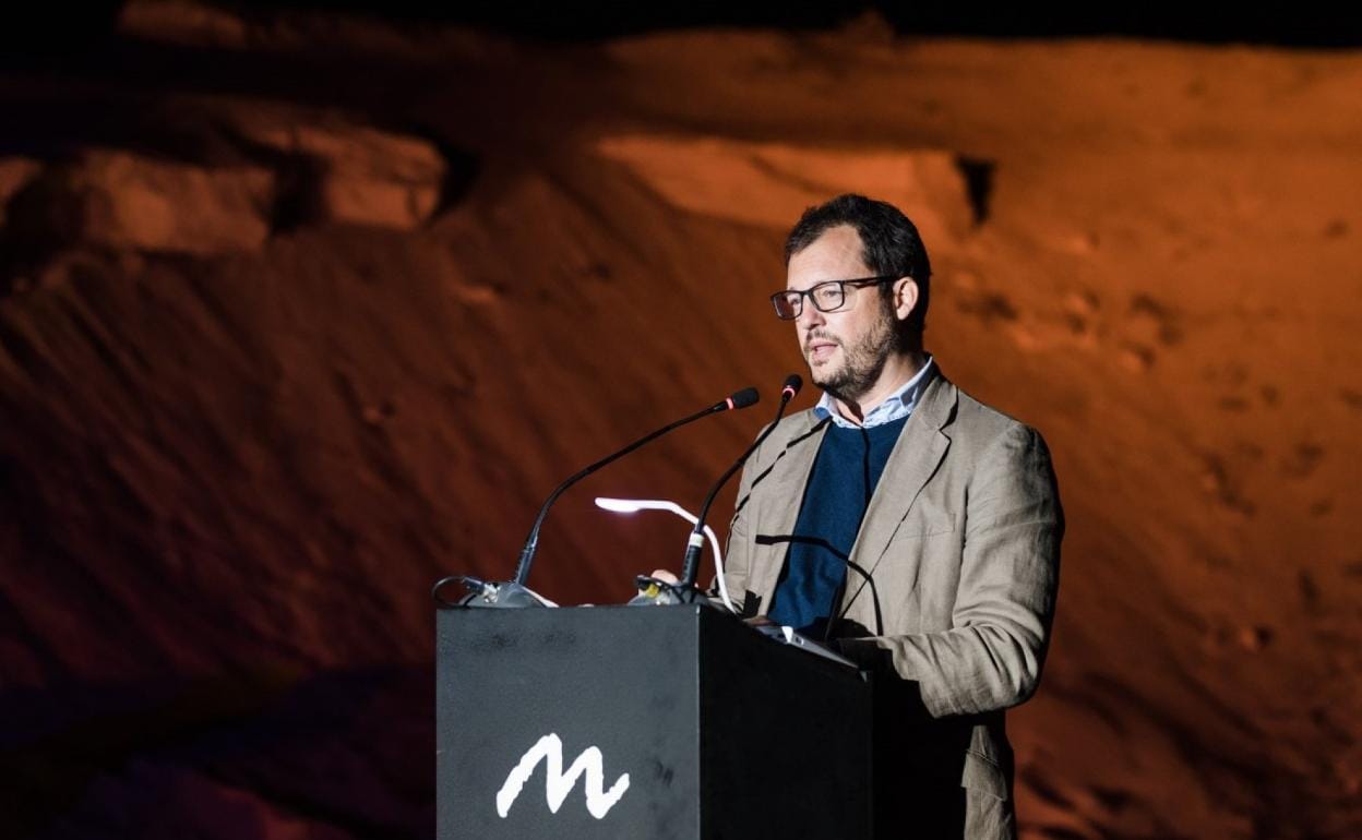 Javier Fuentes Feo, durante la inauguración en El Jable, el pasado miércoles, de la 11ª Muestra de Cine de Lanzarote. 