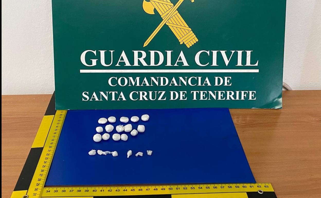 Sorprendido con más de 20 bolsas con cocaína, heroína y crack