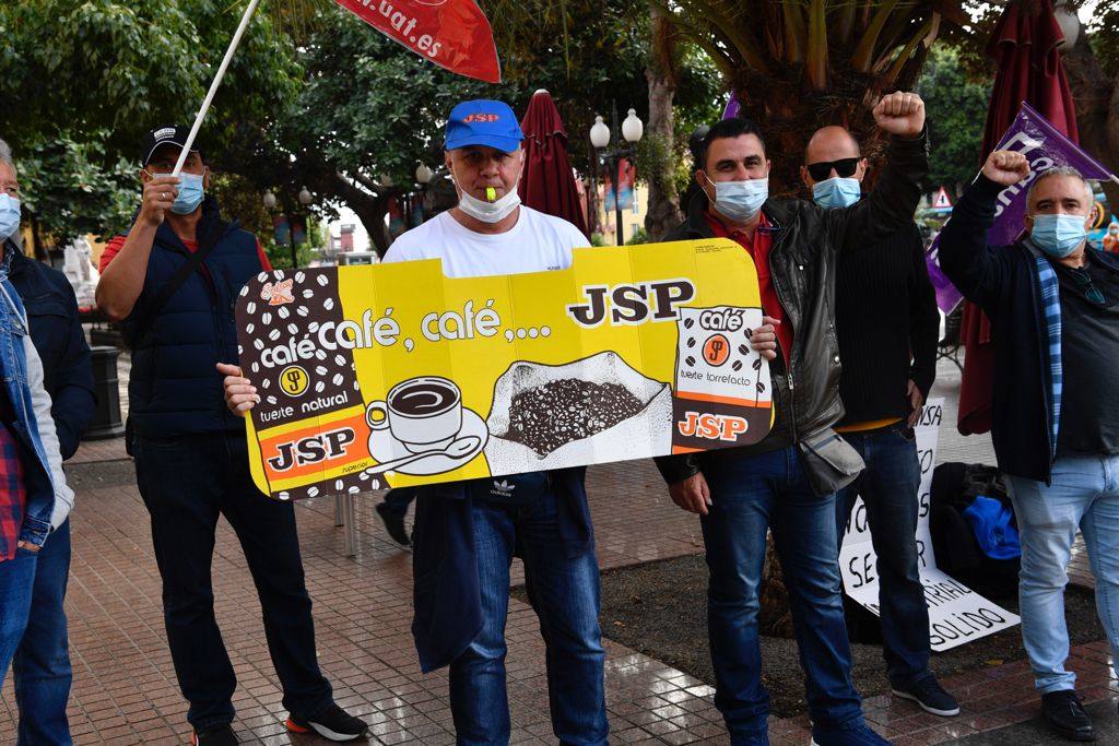 Fotos: Los trabajadores de JSP se manifiestan contra un ERE «bestial»
