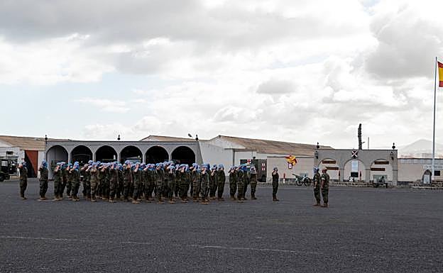 Los soldados españoles, a punto de partir para su misión. 
