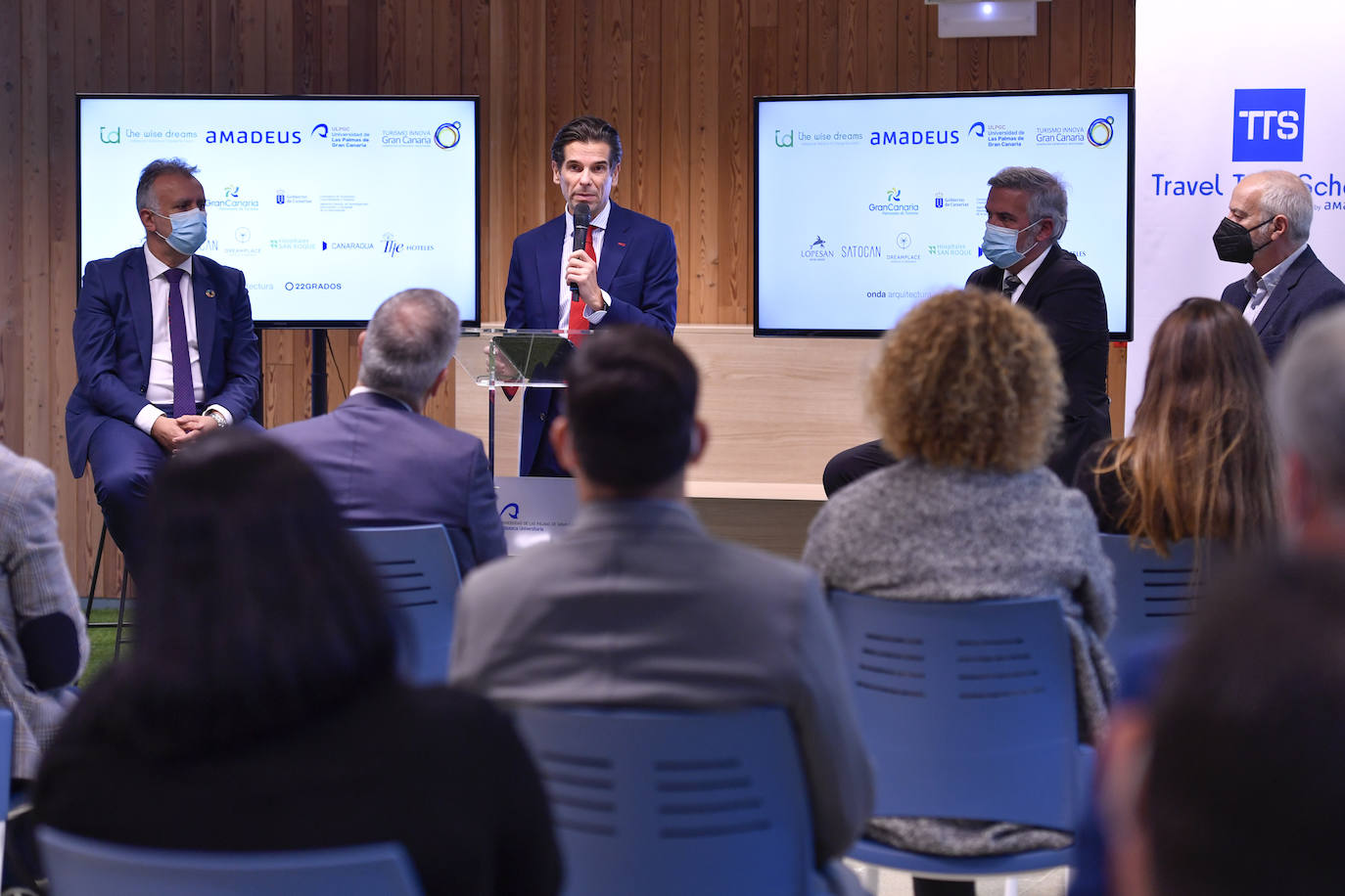 Fotos: Inauguración del primer espacio formativo del Travel Tech School de Amadeus en la ULPGC