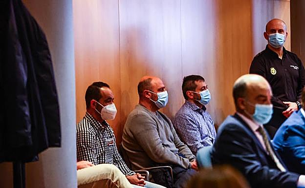 Condenados los acusados del asesinato de Ardines a penas de entre 20 y 22 años
