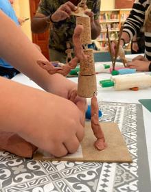 Imagen secundaria 2 - Manitas que modelan Navidad