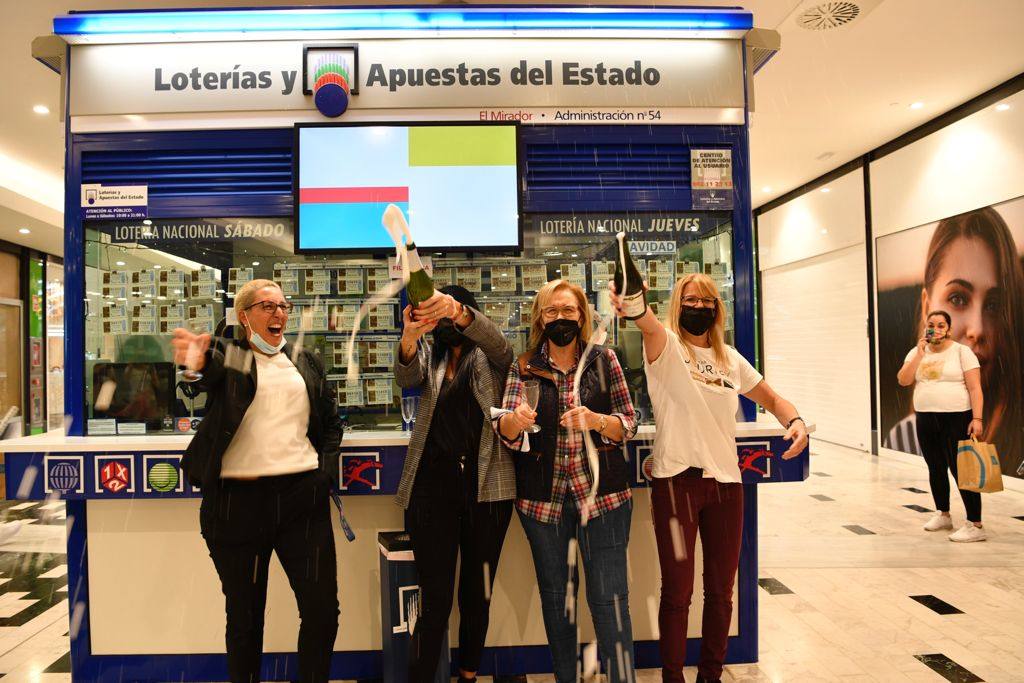 Fotos: El Gordo sonríe a Gran Canaria