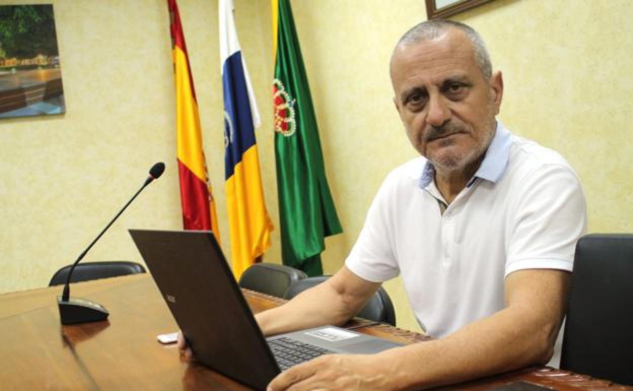 Juan Pedro Galván, concejal de Economía y Hacienda del Ayuntamiento de Antigua. 
