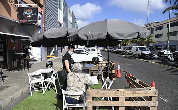 Se adapta la normativa para dar seguridad jurídica a las terrazas exprés