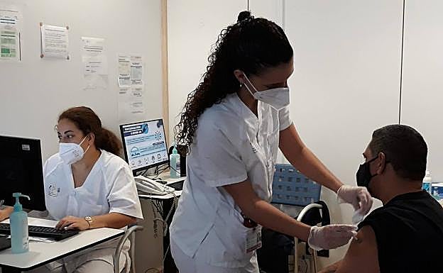 Canarias suma 2.048 casos de covid y 7 fallecidos