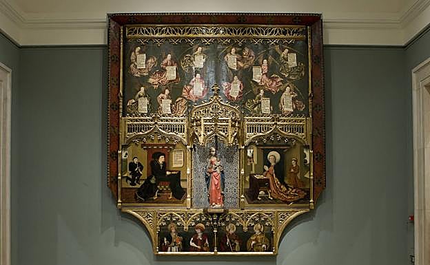 Imagen principal - Arriba, 'Retablo de los Gozos de Santa María (Retablo de los Marqueses de Santillana), de Jorge Inglés; debajo, Miguel Falomir y 'La Virgen y las ánimas del Purgatorio, de Pedro Machuca. 