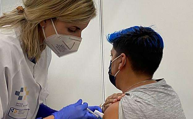Cambian los plazos para recibir la dosis de refuerzo de la vacuna contra la covid-19