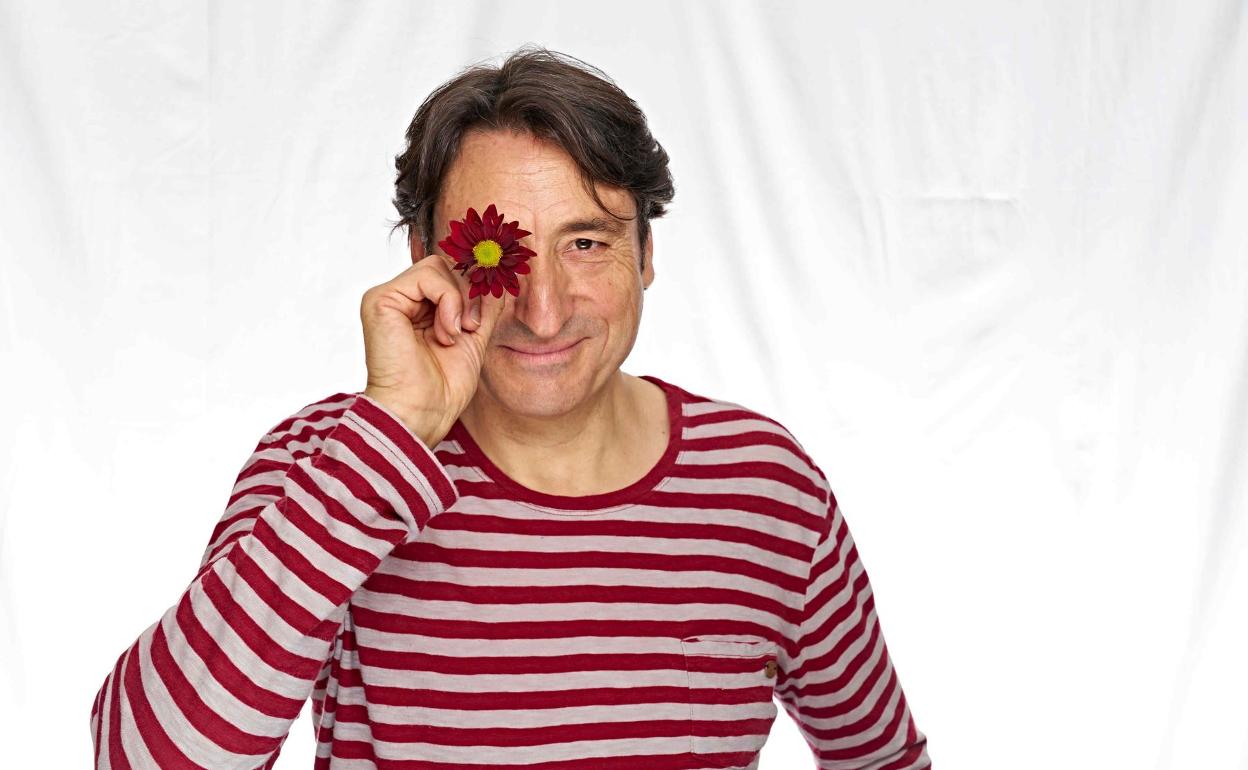 El actor Carmelo Gómez, en una imagen promocional de 'A vueltas con Lorca', que representa en Fuerteventura el próximo sábado. 