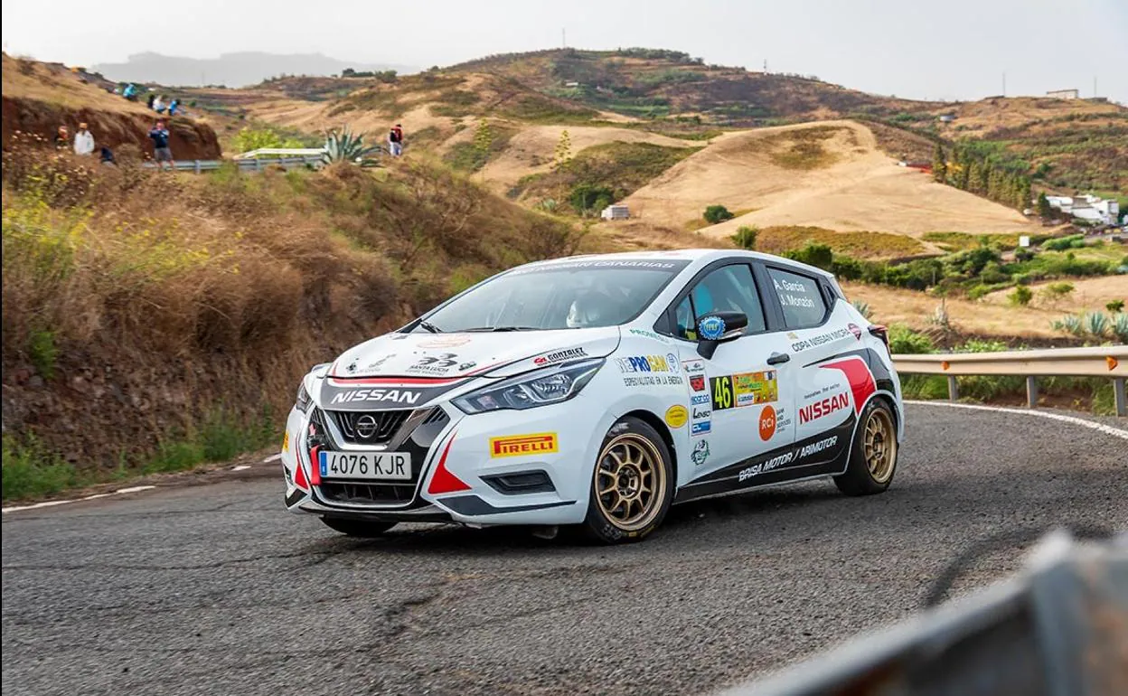 Nieves regresa a la competiciónde la mano de Sández Competición en la Copa Nissan Micra. 