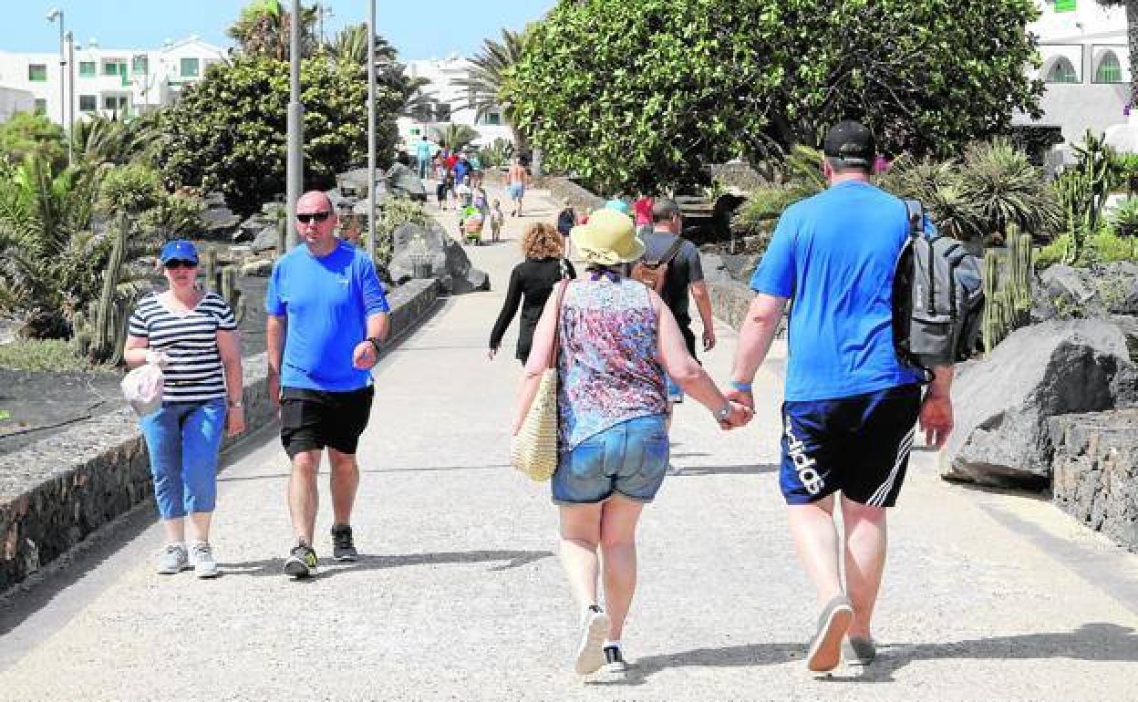 Jet2.com prevé traer a Canarias más de 1,2 millones de turistas británicos este verano