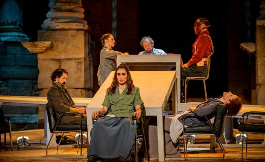 Irene Arcos, como Antígona en este montaje. 