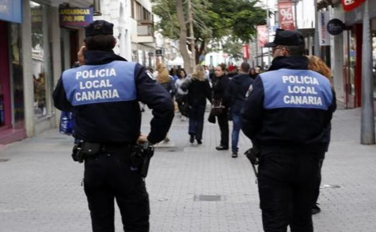 Agentes de Arrecife. 