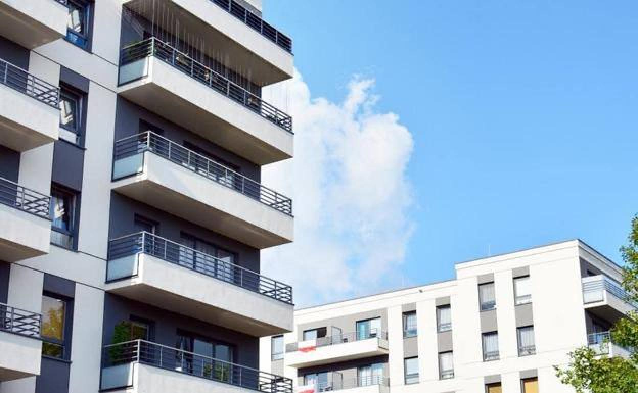 Los precios suben un 5,5% en enero en Canarias, más en vivienda y transporte