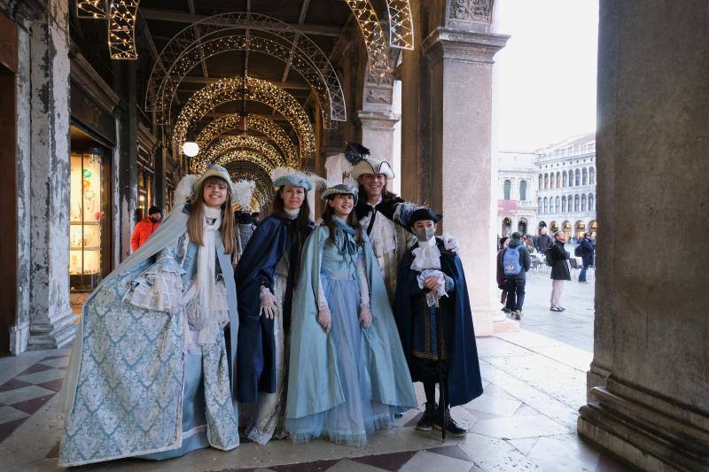 Fotos: Venecia presume de carnaval en pandemia