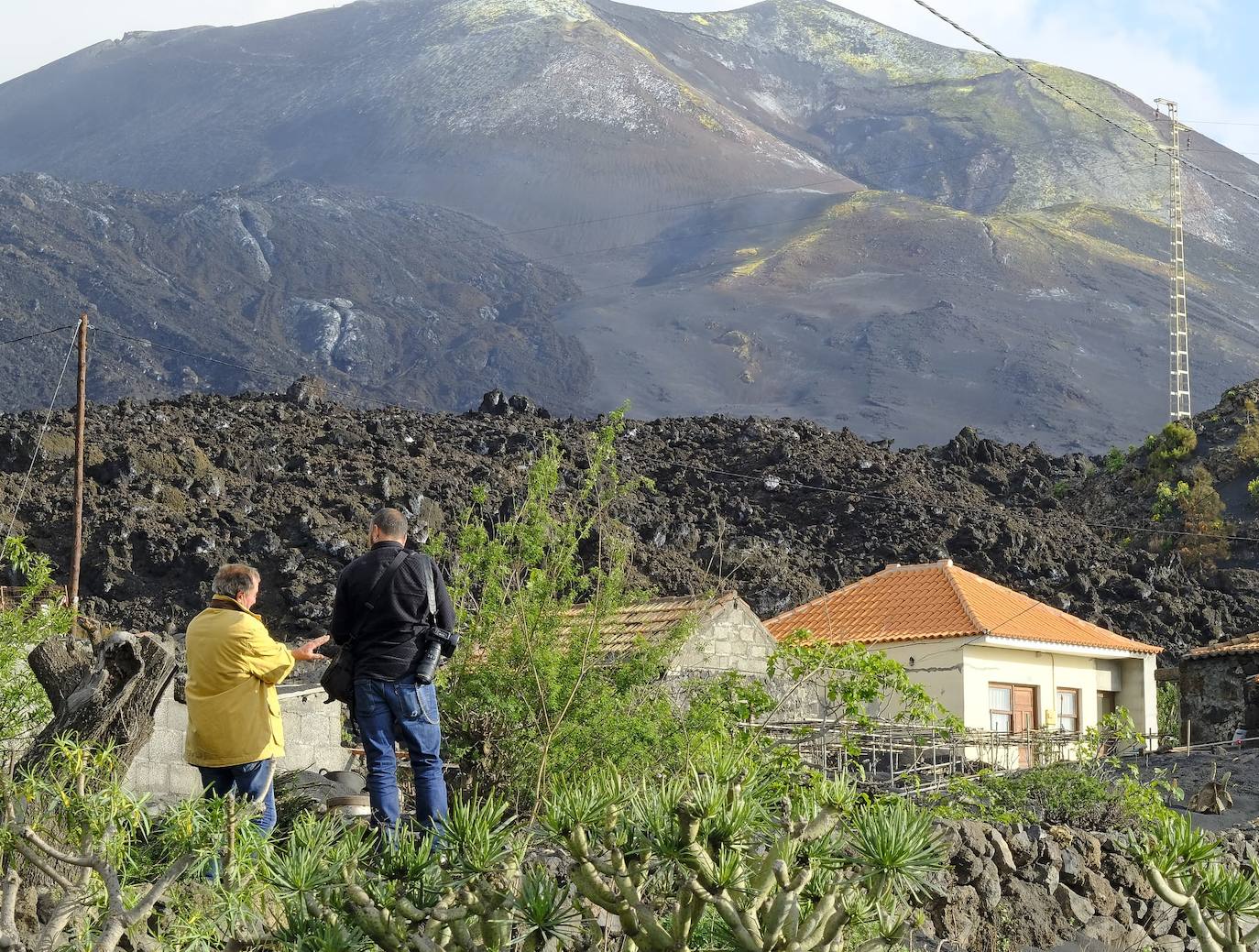 Fotos: Vista del volcán desde una zona de coladas