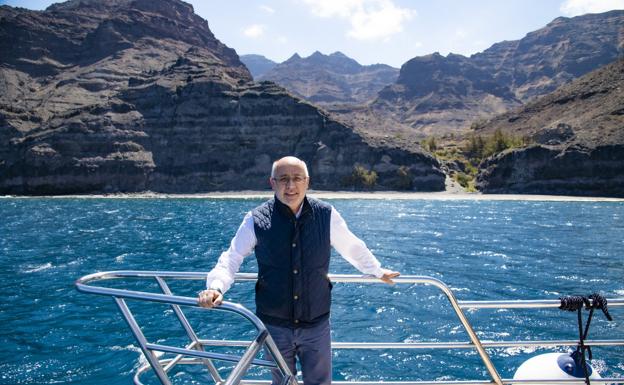 El presidente del Cabildo en una visita a la Reserva Natural Especial de Guguy. 