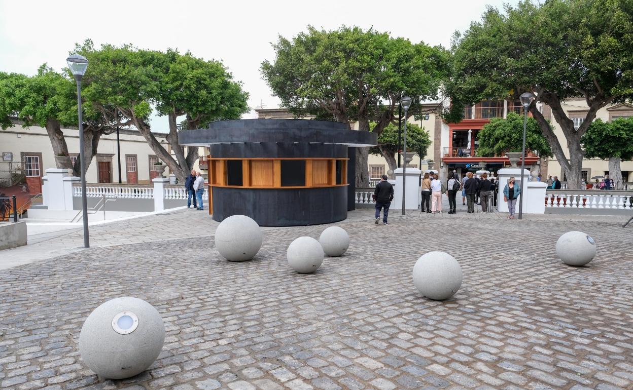Imagen del nuevo quiosco que se ubicó recientemente en la Plaza Grande, tras su remodelación. 