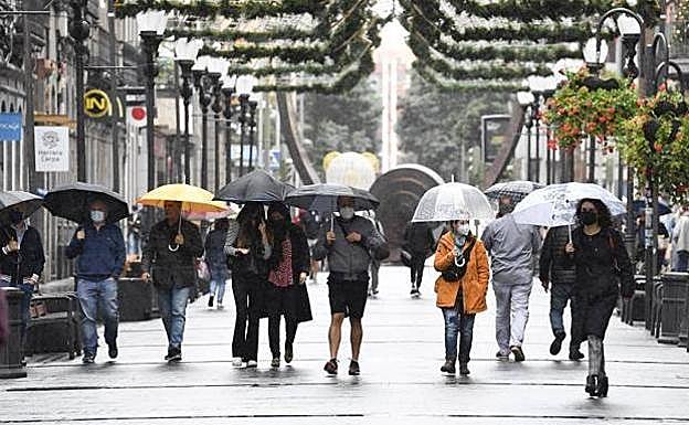 Episodio de lluvia en la capital grancanaria. 