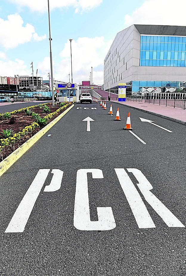 Foto de archivo del autocovid del Gran Canaria Arena. 