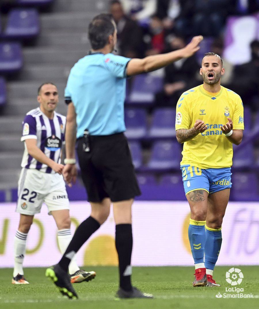 Fotos: La UD Las Palmas se impone al Valladolid