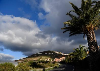 Imagen secundaria 1 - Imágenes del tiempo ayer, martes 22 de marzo, en Gran Canaria. 