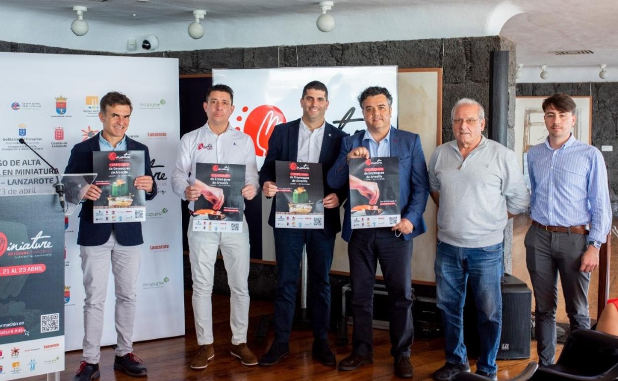Protagonistas de la presentación en el Castillo de San José. 