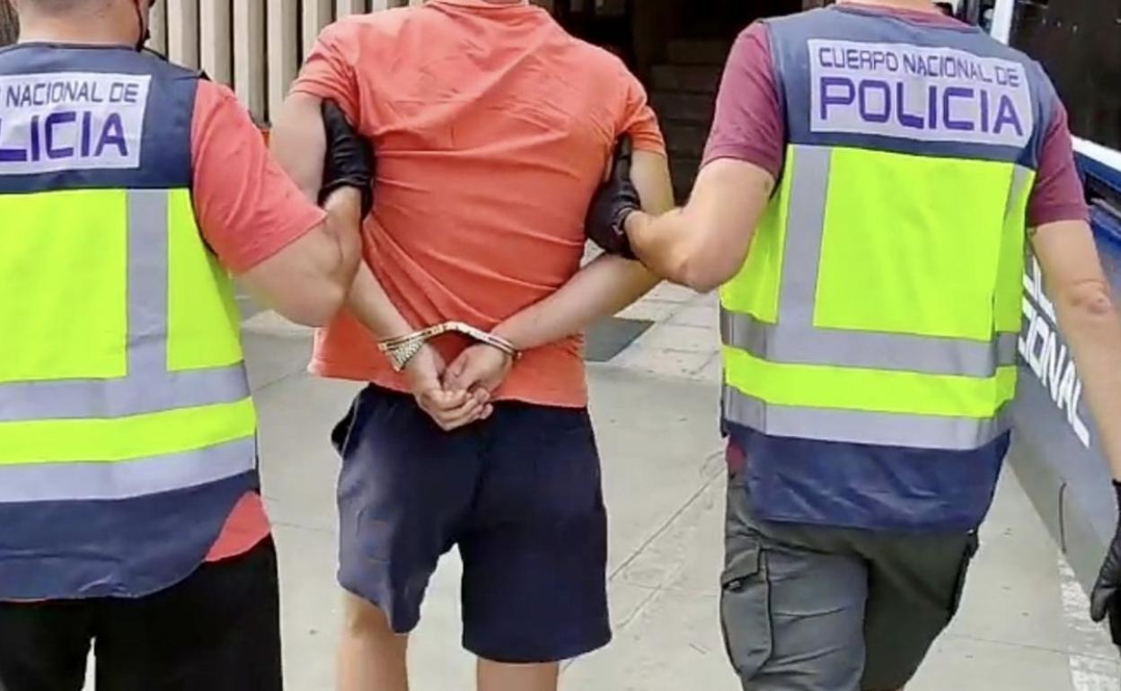 Usaban a indigentes para financiar compras y defraudar a la Seguridad Social