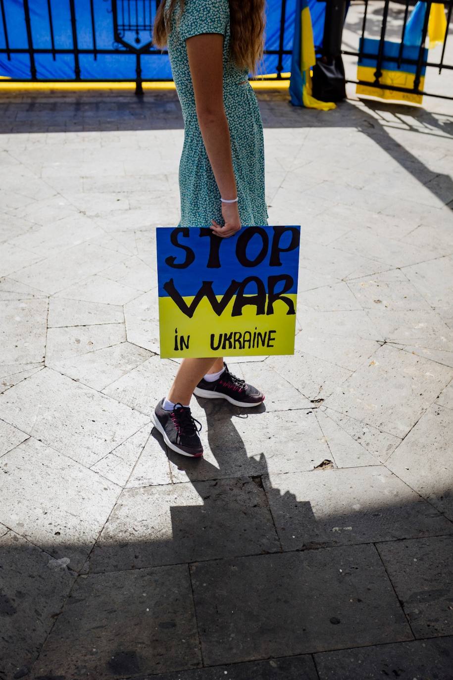 Fotos: Los niños gritan ‘No a la guerra’ en San Telmo