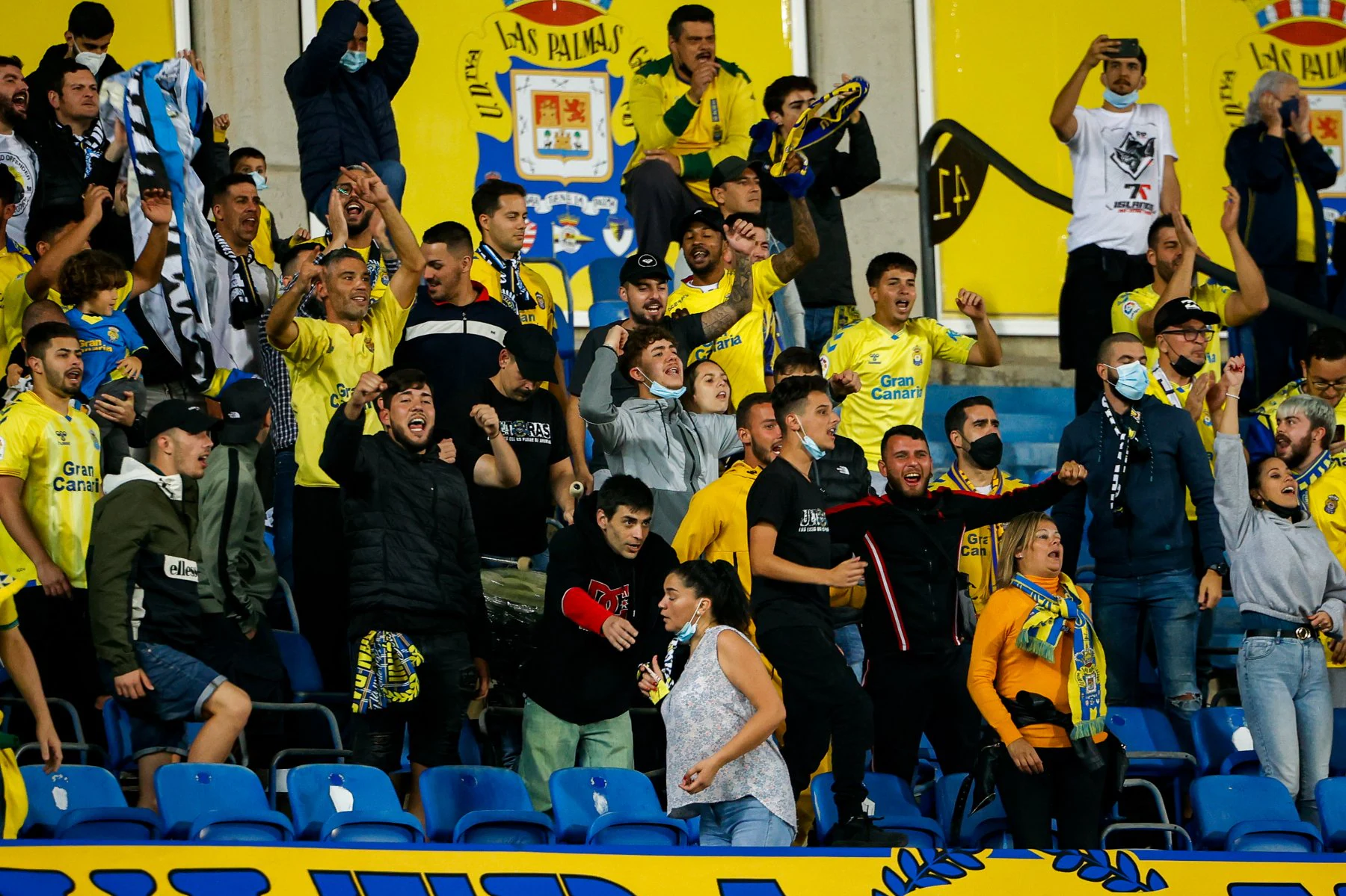 Así celebraron los aficionados de Ultra Naciente uno de los goles frente al Leganés en la última cita que acogió el Gran Canaria. 
