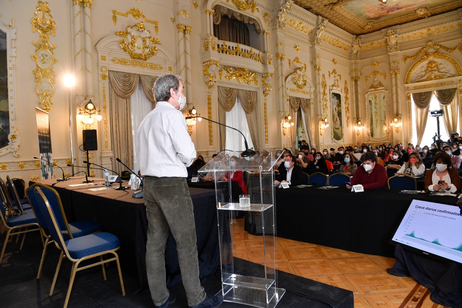 Fotos: Conferencia Fernando Simón