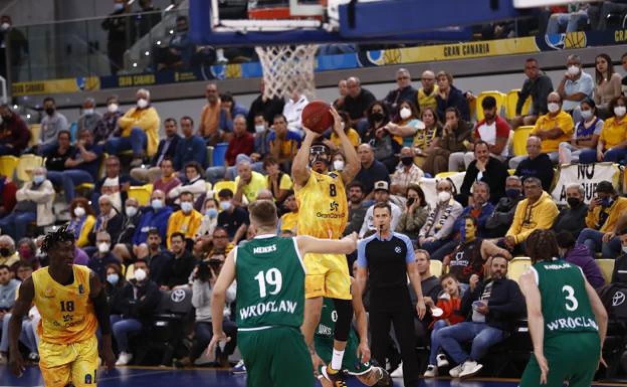 El Granca continúa intratable en Europa (87-60)