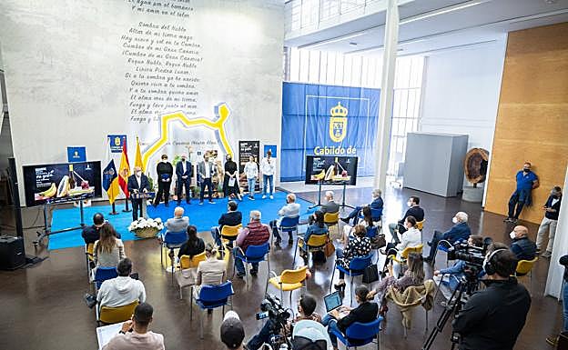 La presentación tuvo lugar en el patio de la Casa Palacio del Cabildo de Gran Canaria. 