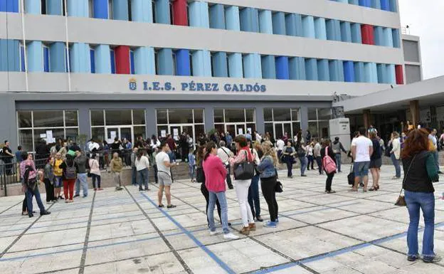 Canarias aprueba 5.772 plazas para estabilizar al profesorado interino