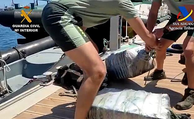 Intervienen 80 kilos de cocaína en el Puerto de la Luz