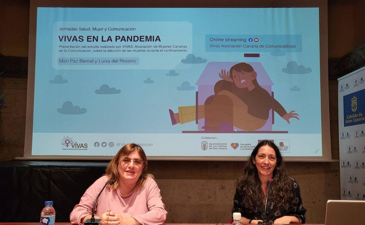 Mari Paz Bernal (i), socia fundadora de Vivas, y la presidenta (d) del colectivo de mujeres comunicadoras, Luisa del Rosario. 