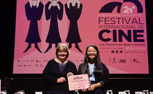 Vietnam y Ruanda copan los principales premios del 21º festival de cine