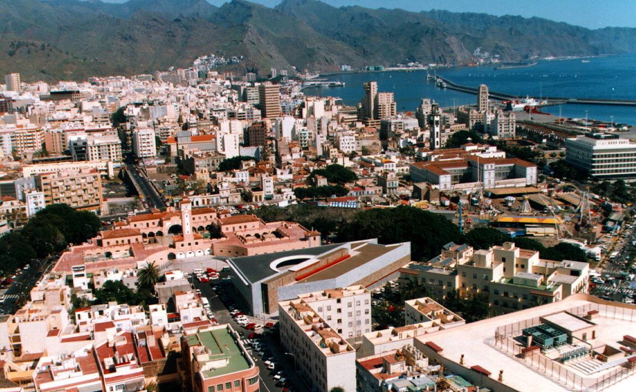 El joven se precipitó por una ladera hasta el Barranco de Santos. 