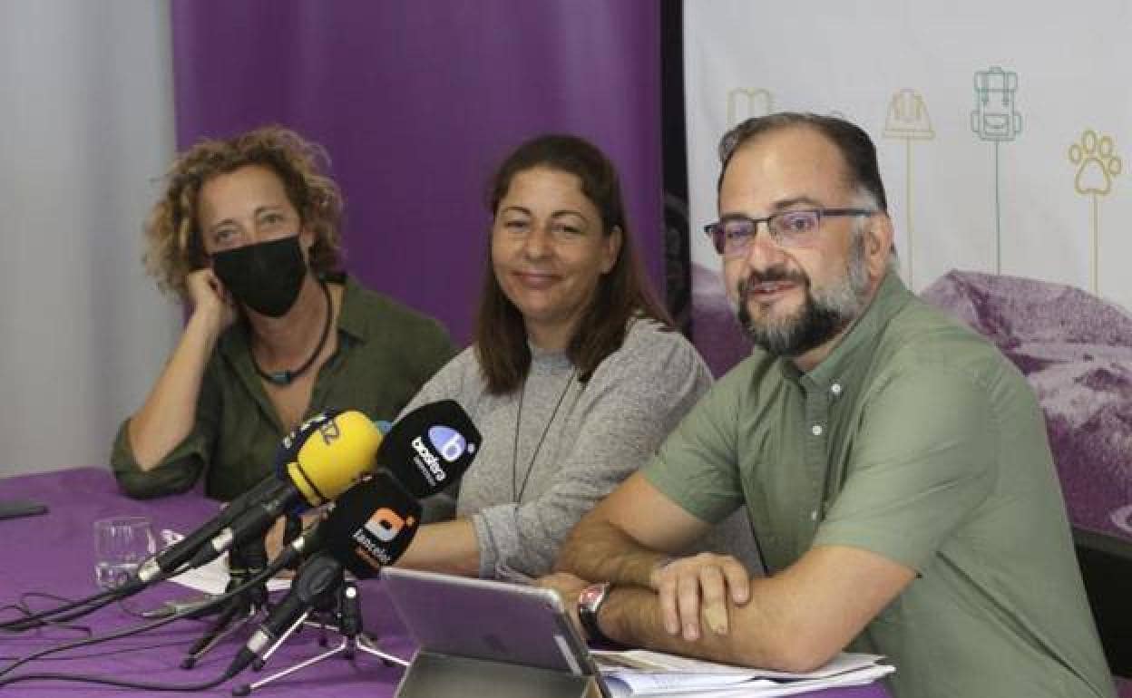 Imagen de archivo de una rueda de prensa de representantes de Podemos en el Cabildo. 