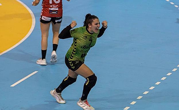 Arinegua Pérez, celebrando un gol. 