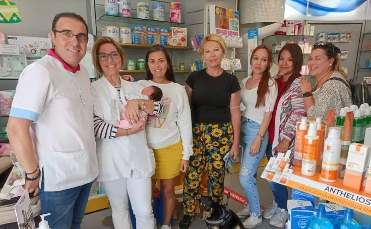 La pequeña Danna Sofía nace en una farmacia de Las Palmas de Gran Canaria
