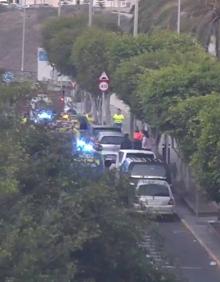 Imagen secundaria 2 - Un vuelco y tres vehículos implicados en Felo Monzón