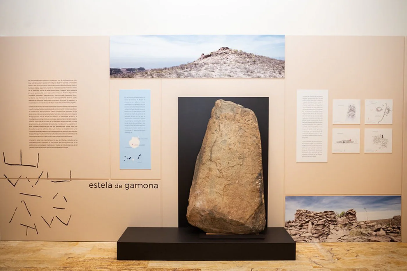 Estela de Gamona, la pieza estrella de las nuevas incorporaciones de grabados rupestres de la isla. 