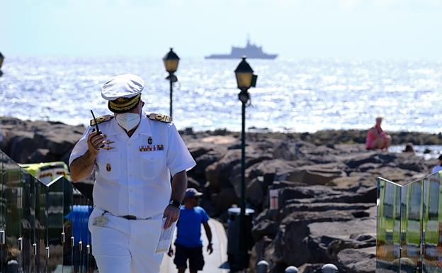 Juan Carlos Pastor, comandante de la Ayudantía Naval de Puerto del Rosario, que dirigió el ejercicio. 