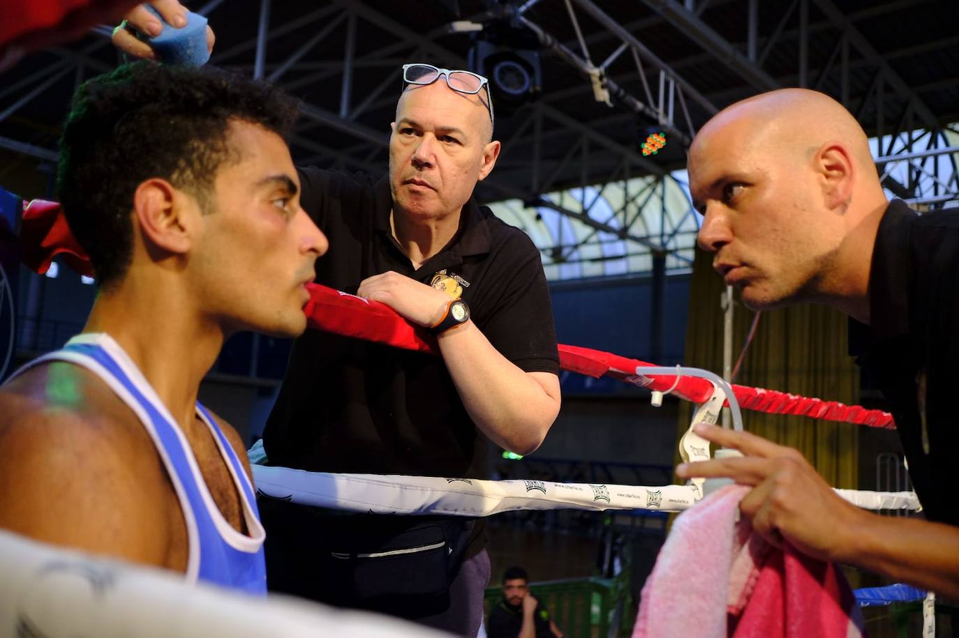 Fotos: La Copa Ciudad de Las Palmas de Gran Canaria de boxeo llenó el Juan Beltrán Sierra