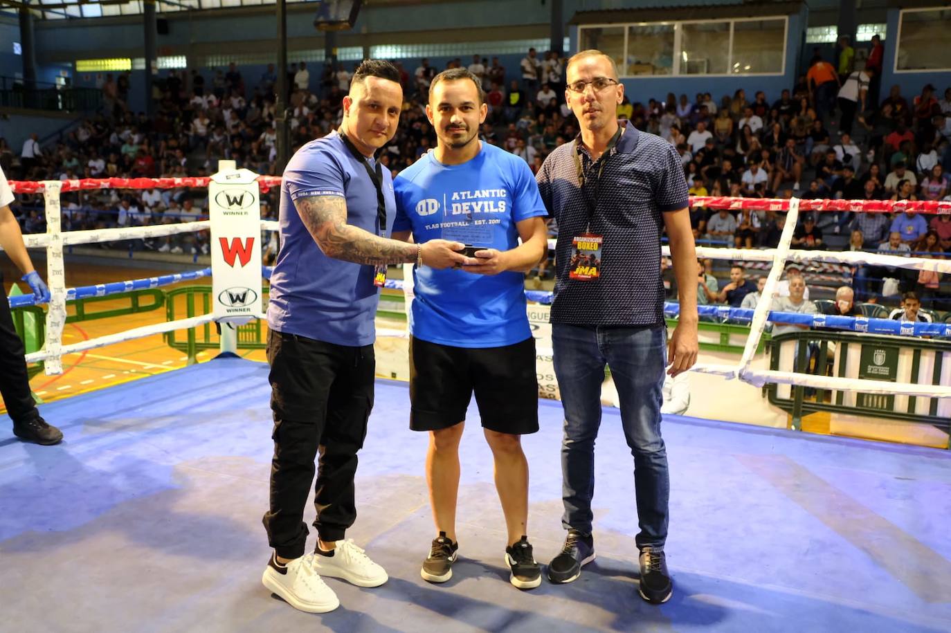 Fotos: La Copa Ciudad de Las Palmas de Gran Canaria de boxeo llenó el Juan Beltrán Sierra