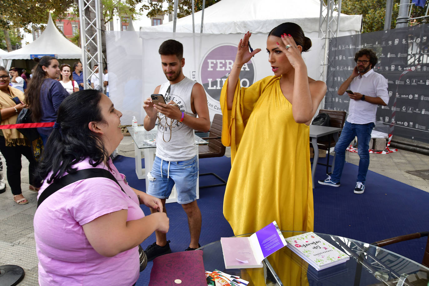 Fotos: Primera jornada de la Feria del Libro